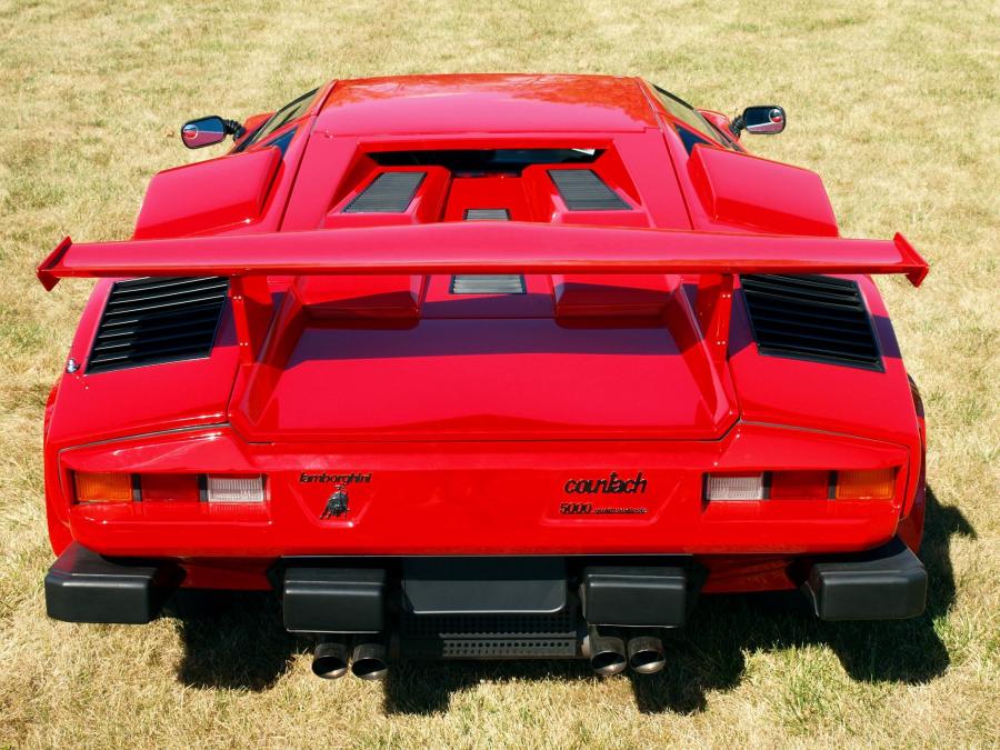  Lamborghini Countach LP5000 Quattrovalvole 1988 года  (фото 2 из 9)